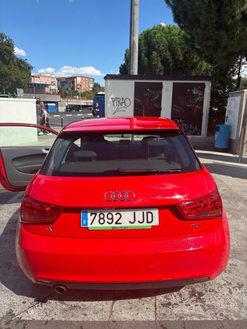 Audi A1 1.6 TDI Ambition 2014, foto 3