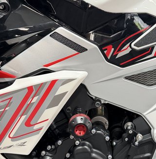 Zontes 703RR Deportiva Roja y Blanca