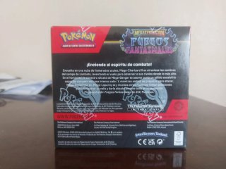 Caja Pokémon Fuegos Fantasmales 36 Sobres.