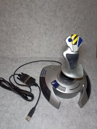 Joystick Thrustmaster PC USB