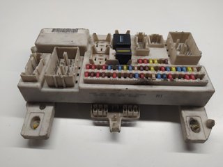 CAJA RELES / FUSIBLES FORD FOCUS LIM. (CB4) 1.6 TDCI CAT 1.6 TDCI CAT