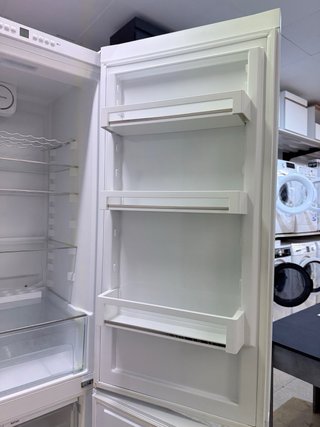 Nevera Liebherr 200x60 con garantía