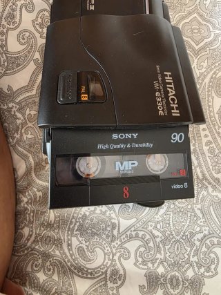Videocámara Hitachi VM-E330E 8mm Vintage