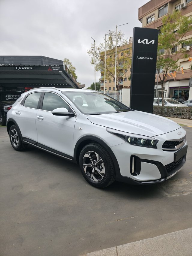 KIA XCEED DE GERENCIA