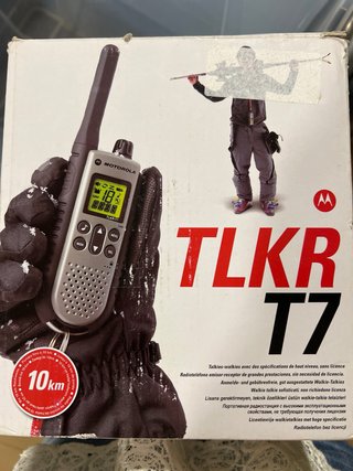 Walkie Talkie Motorola TLKR T7