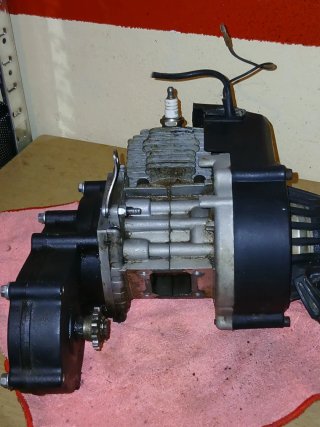 Despiece Mini motor con bujía