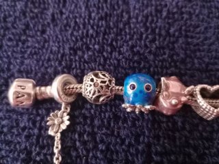 Pulsera Pandora  de plata  con 14 Charms