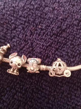 Pulsera Pandora  de plata  con 14 Charms