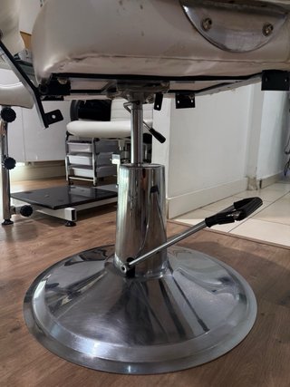 Silla de estética Quirumed hidráulica regulable