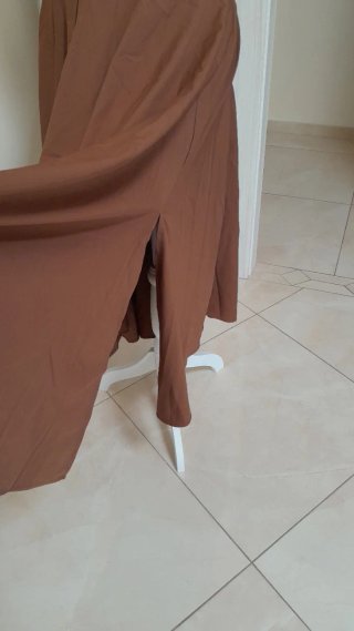 Blusa Lino Bianca + Gonna Marrone