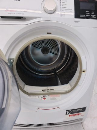 Secadora marca AEG