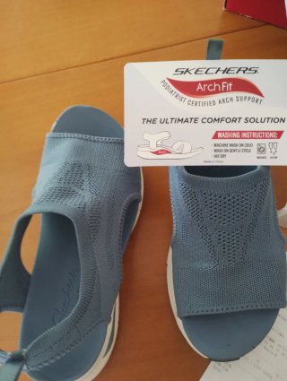 Sandalias Skechers Azul y Blanco