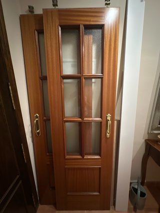 Puertas correderas madera sapelly
