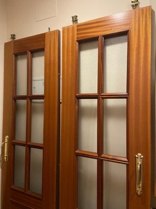 Puertas correderas madera sapelly