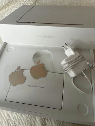 MacBook Air M1 (2020) 8GB - 256GB