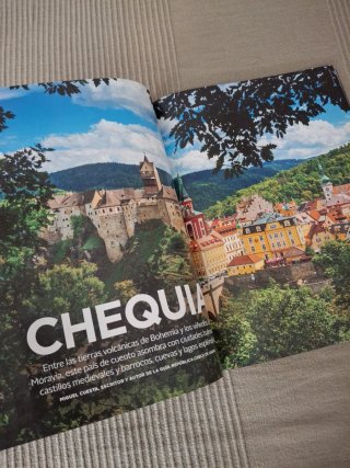 Guía Dublín y Revista National Geographic