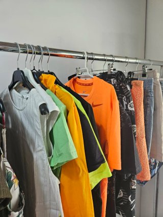 Lote 50 Ropa Mujer y Hombre Casi Nueva