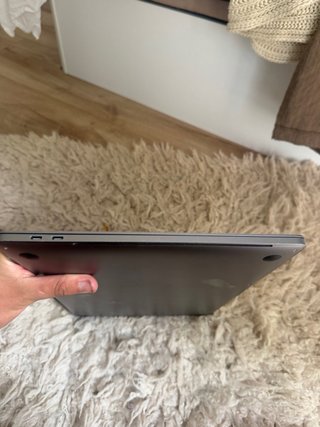 MacBook Pro A1990 Argento/Grigio Spaziale