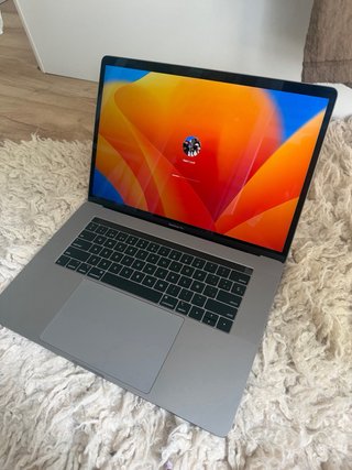 MacBook Pro A1990 Argento/Grigio Spaziale