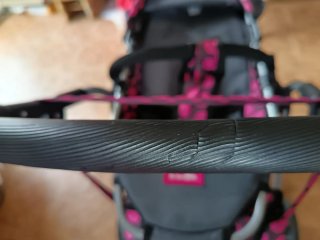 Sillita de juguete rosa y gris