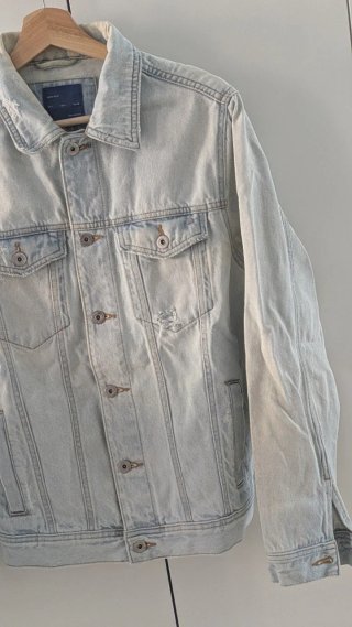 Cazadora vaquera Zara Man desgastada Talla M
