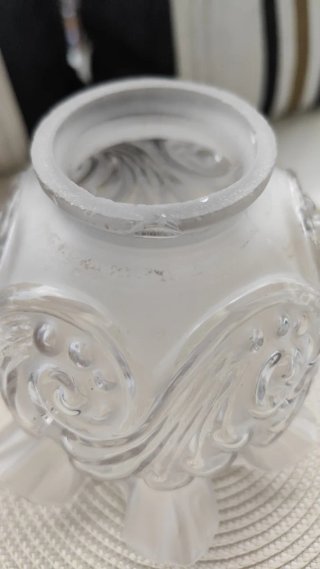 4 Tulipas de lámpara de cristal esmerilado