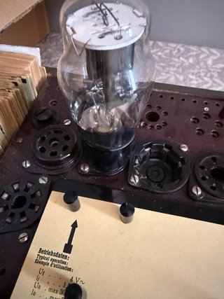 Válvula Philips 506 Special radio antigua