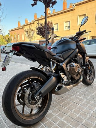Honda CB650R 2021
