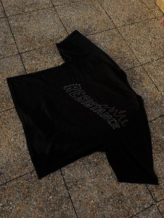 Camiseta Grimey Resistance