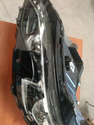 1674017680 Faro Izquierdo PEUGEOT