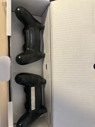 Consola PlayStation 4 Pro Negra+ 2 mandos + Fifa21