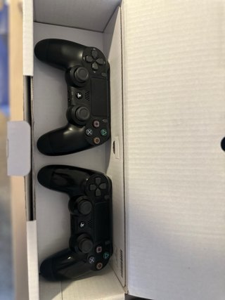 Consola PlayStation 4 Pro Negra+ 2 mandos + Fifa21
