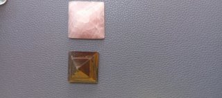 Mini piramidi minerali