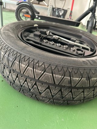 Rueda de repuesto Renault Laguna III +kit completo