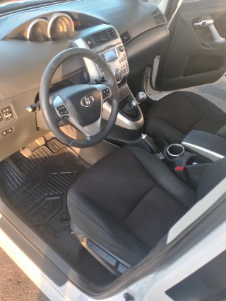 Toyota Verso 2012