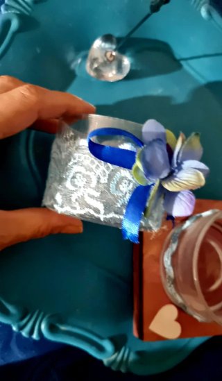 Set portacandele in plastica e legno