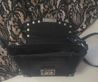 Vestido encaje S + bolsito negro
