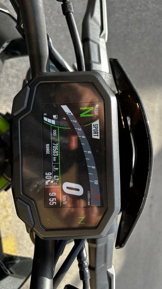 Kawasaki Z900 full