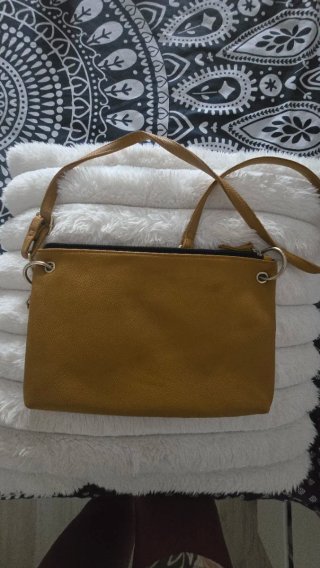 Bolso bandolera mostaza