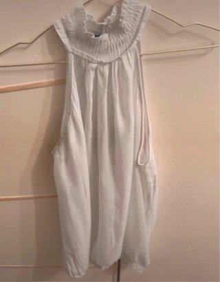 Top smanicato bianco