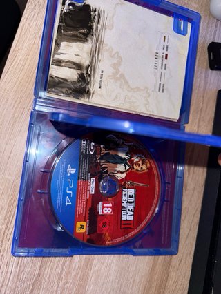 PS4 Pro 1TB Negra + 3 Juegos