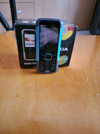 Nokia 500 Cellulare Nero/Blu
