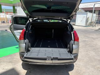 Peugeot 3008 HYBRID 4 2013