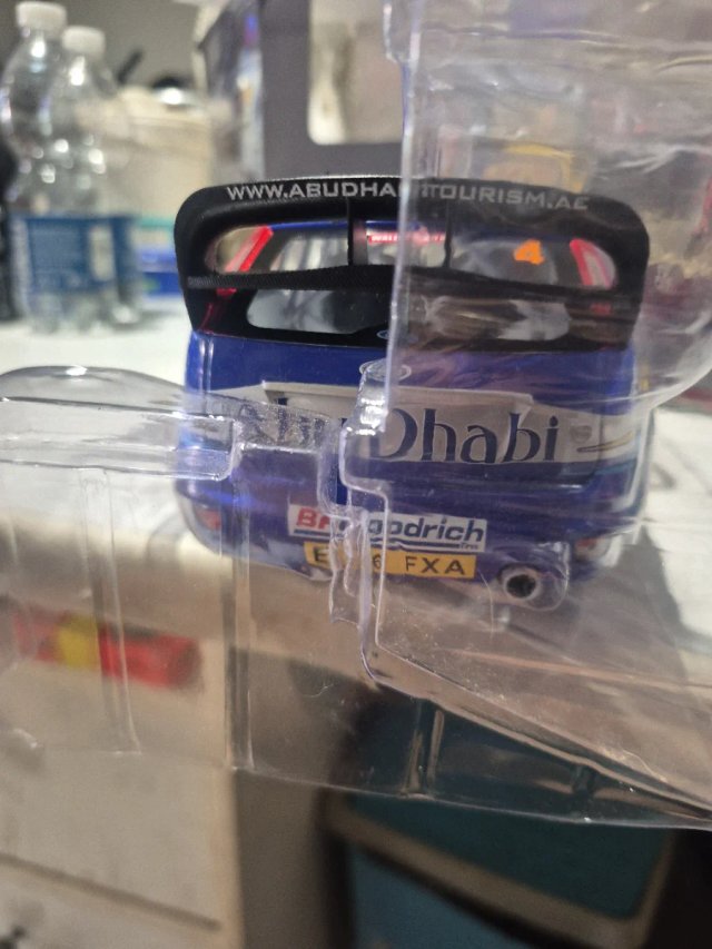 Maqueta Ford Focus WRC 1/18