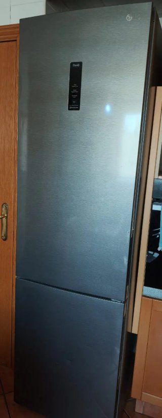 Frigorífico LG ThinQ Cristal con regulador Pieza6
