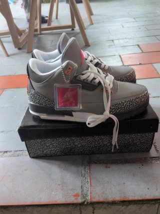 Jordan Retro 3 Gris Naranja