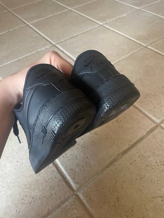 Nike Air Force 1 Negras Talla 42