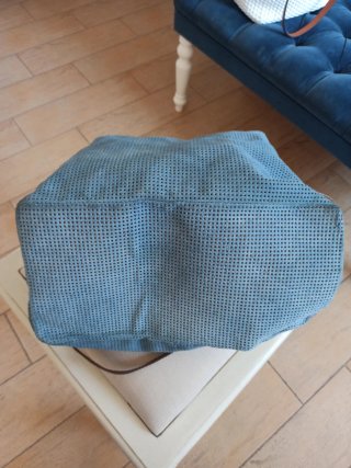 Bolso de piel en ante y cuero azul y marrón
