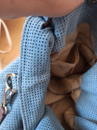 Bolso de piel en ante y cuero azul y marrón