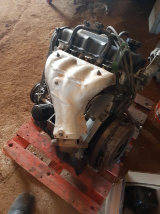 Motor Suzuki Vitara 1.6 G16A Bloque y culata bien.